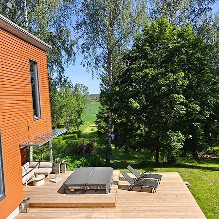 - Unique With Jacuzzi, Close To Golf 빌라 *